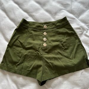 superdown green shorts